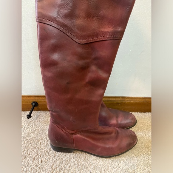Women's Burgundy Heeled Boots - Picture 2 of 9